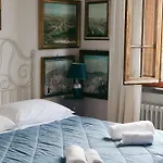 Enzo's House بيت ضيافة *