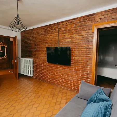 Enzo's House