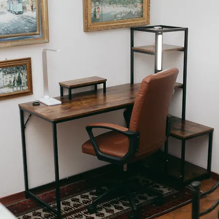 Enzo's House * Lucca