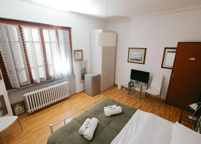 Enzo's House Affittacamere Lucca