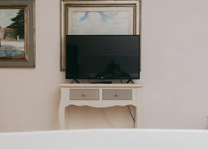 Enzo's House * Lucca