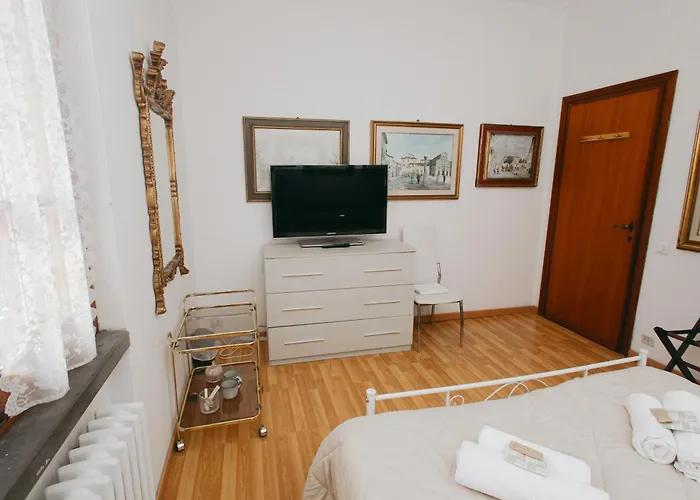 Enzo's House Affittacamere