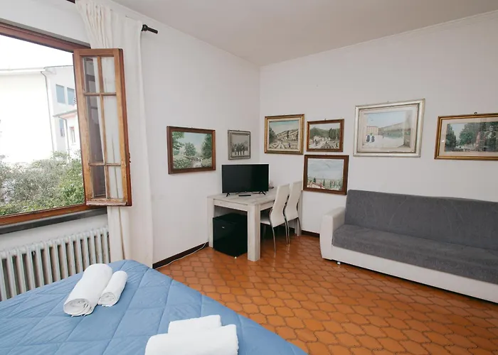 Enzo's House Affittacamere Lucca