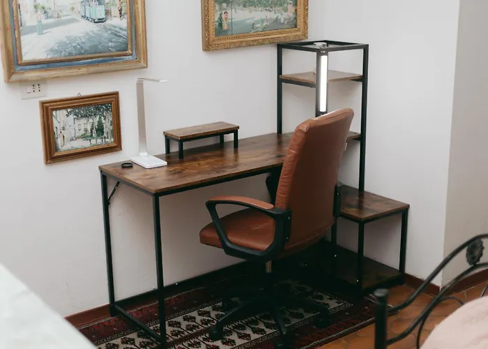 Enzo's House * Lucca