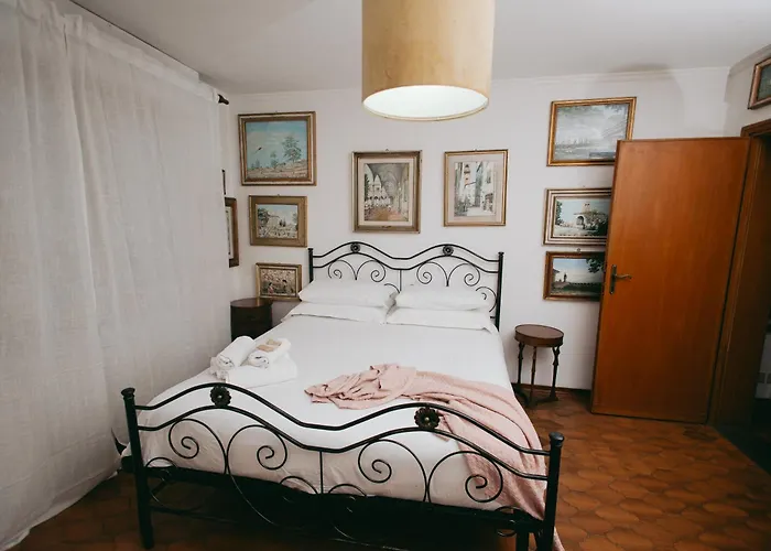 Enzo's House Affittacamere