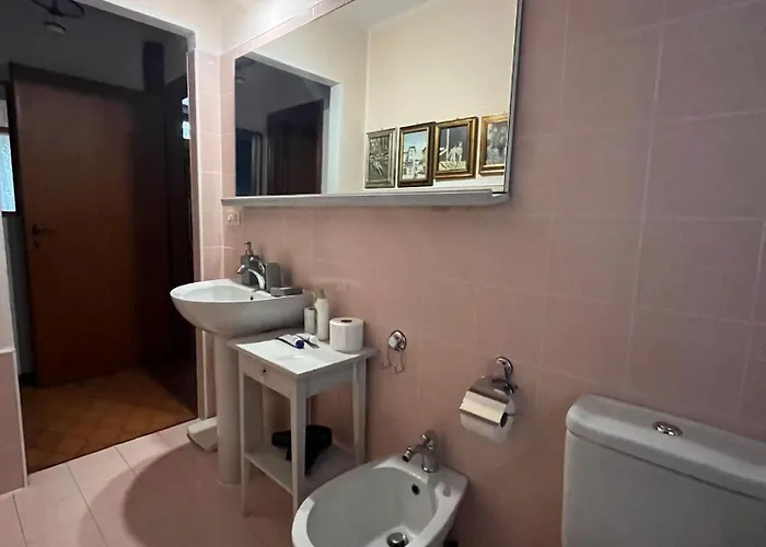 Enzo's House לוקה